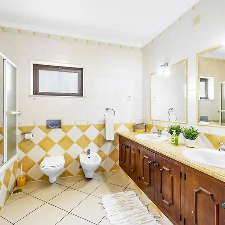 Casa Beatriz By Willa